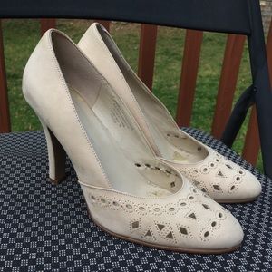 Colin Stuart Cream Heels with Cutouts